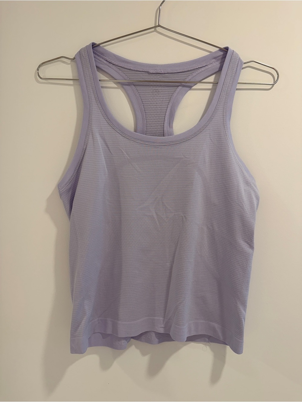 LIKE NEW Lululemon Swiftly Racerback Tank, Size 6 - Light Lilac